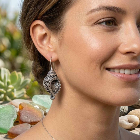 Antique Conch Shell Design Drop Earrings for Women