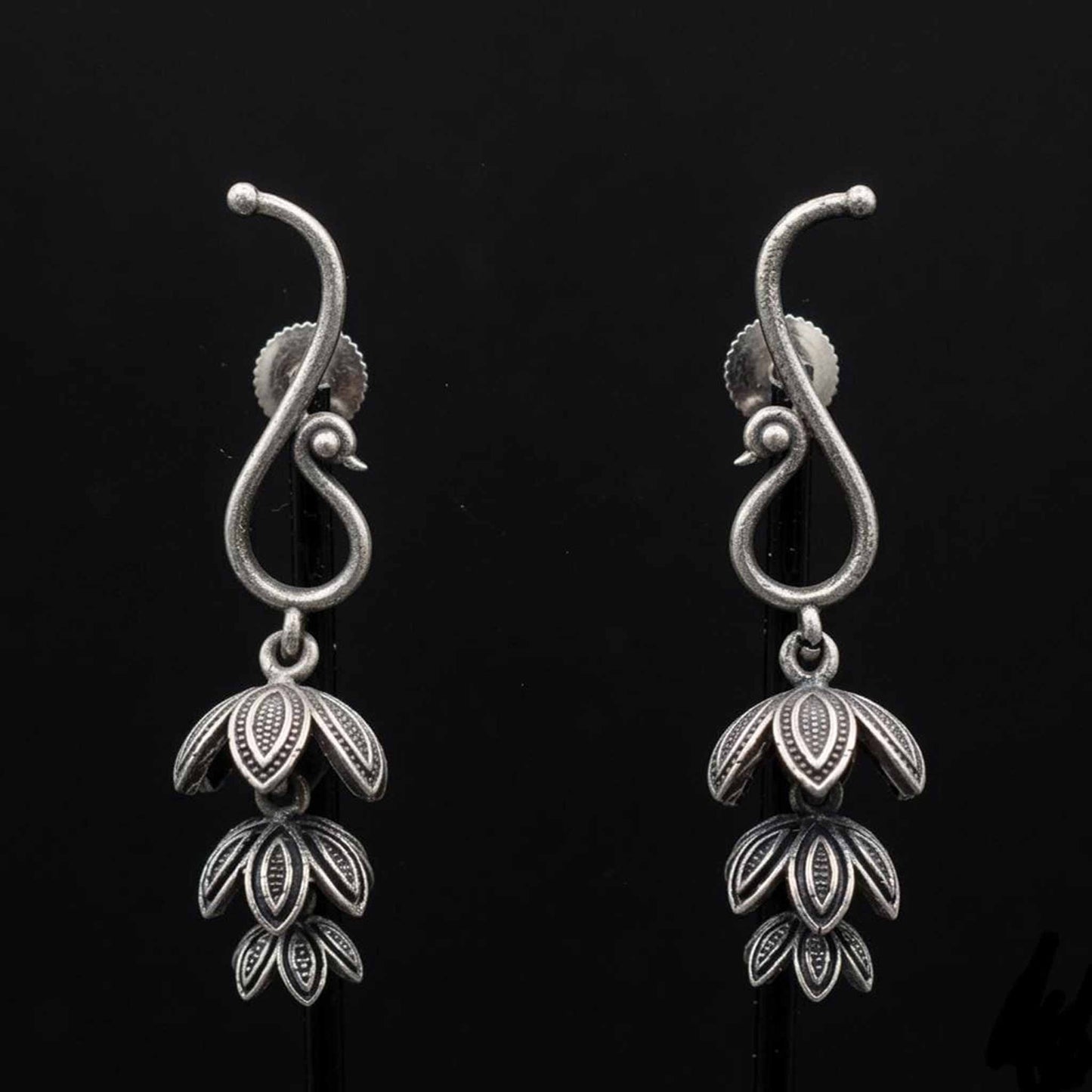 Leaf Motif Antique Drop Earrings for Women